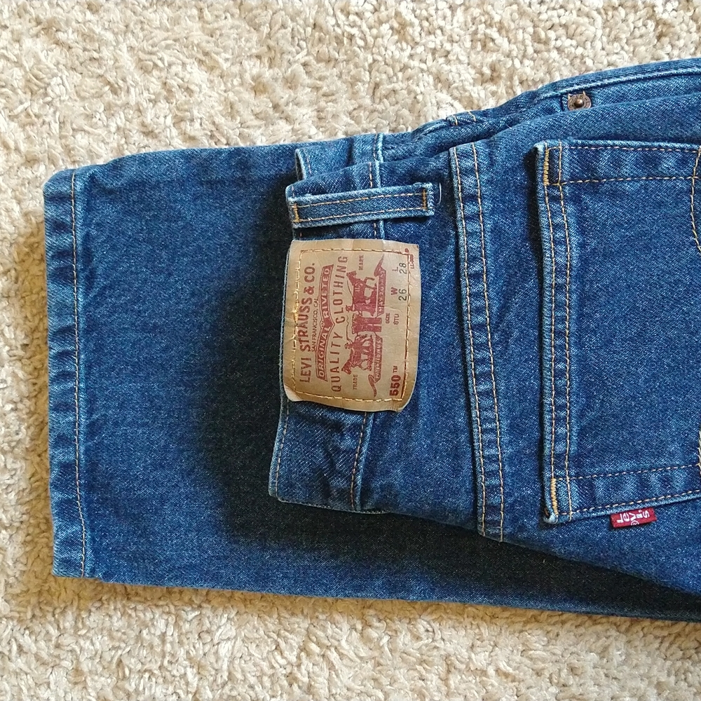 Levi's 550 Relaxed Fit Student W26 L28